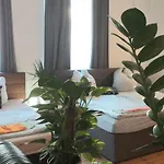 Heliodor Apartments